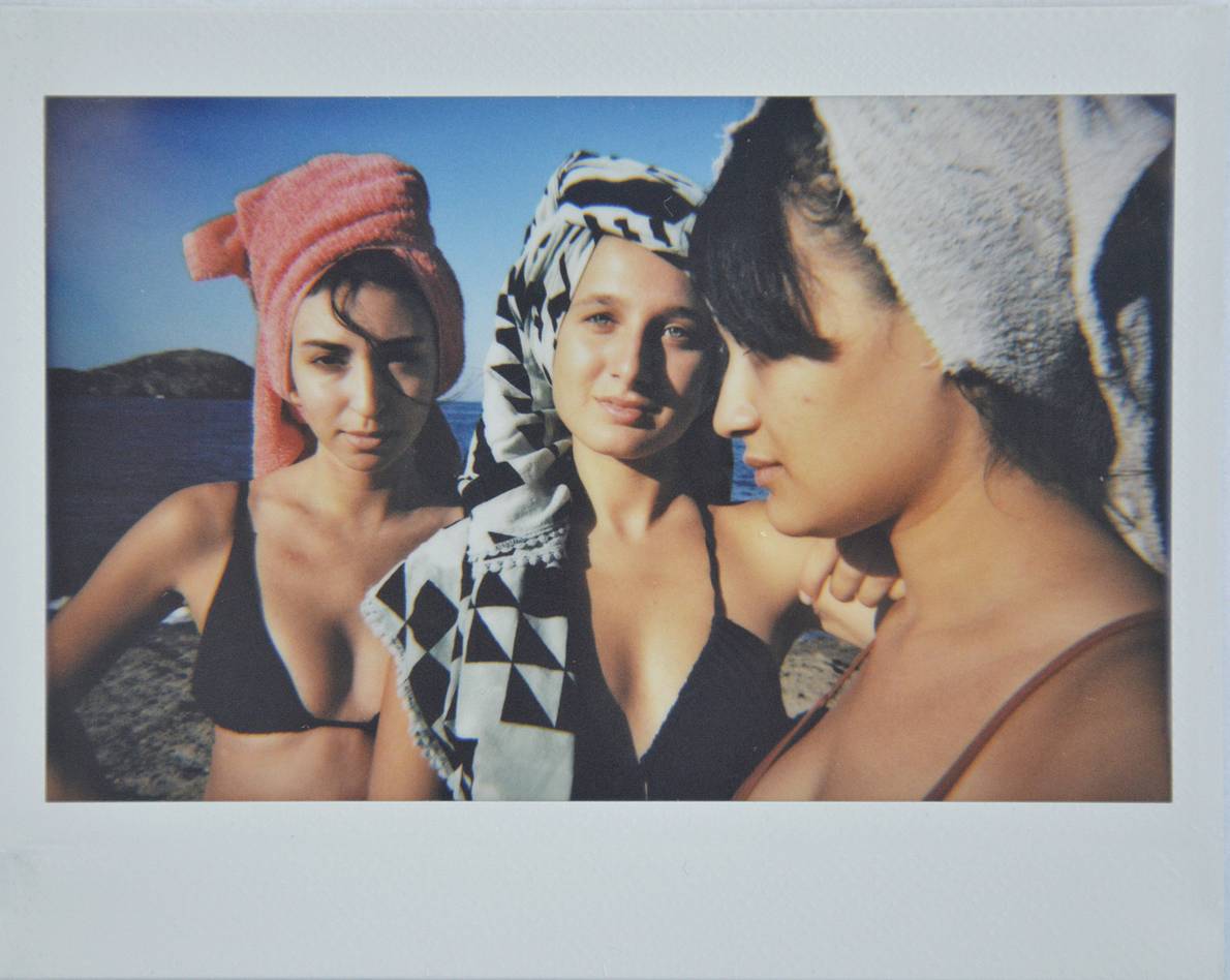 Photos by lunasimoncini, redredgray, oulpiana &amp; chiile