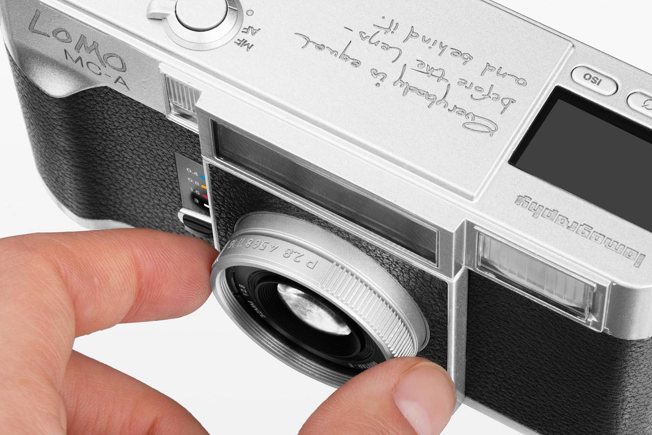 Photographiez à votre façon grâce aux modes programme automatique, priorité à l’ouverture ou entièrement manuel.