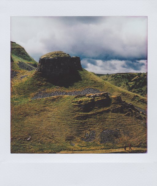 與 Dan Whalley 一起透過 Lomo'Instant Square Glass 方形即可拍看世界