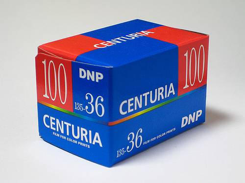 DNP Centuria 100 Review · Lomography