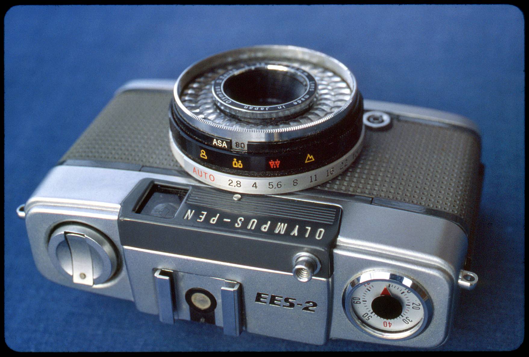 Staff Review: Olympus Pen EES-2 · Lomography