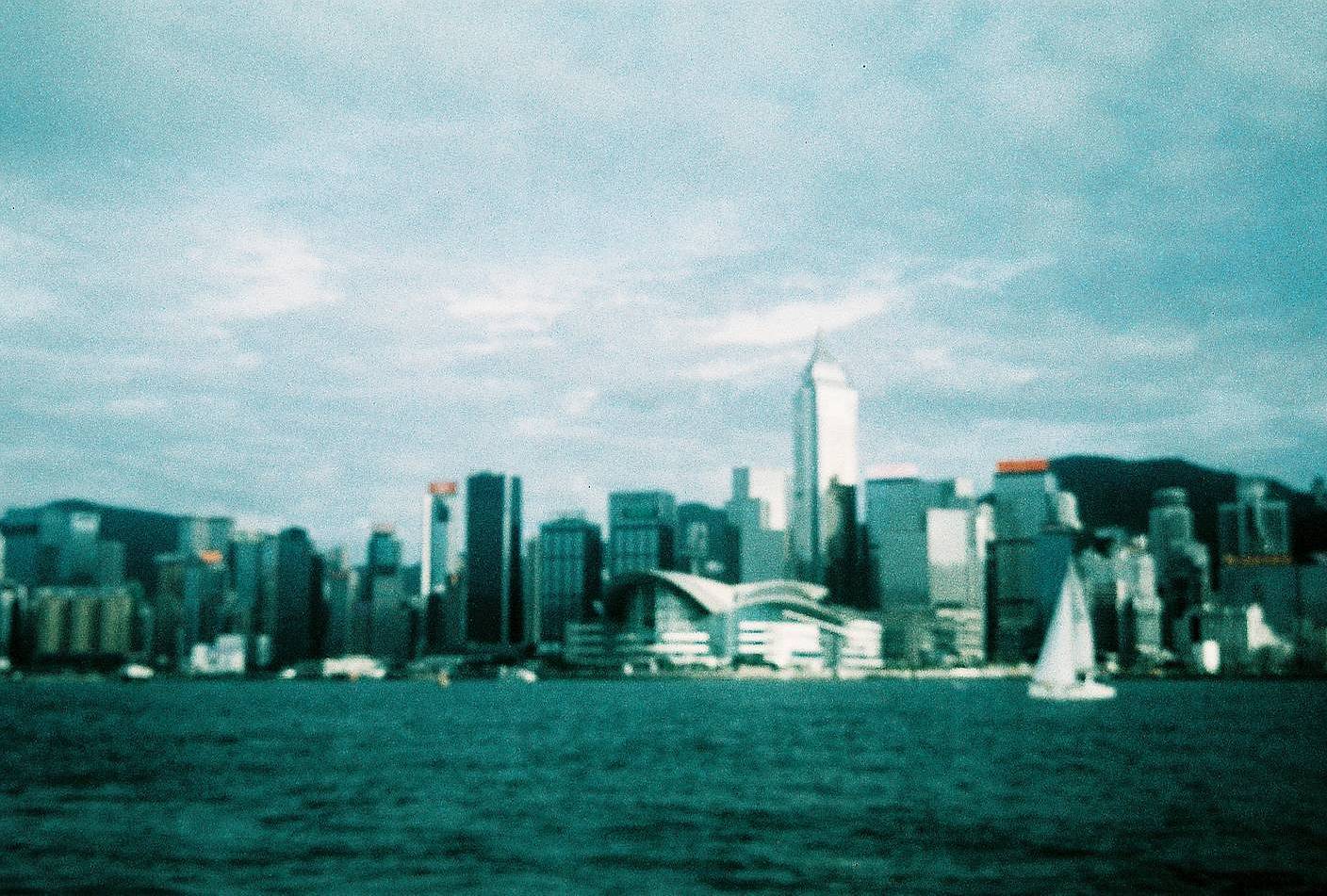 © pppppfilm | LomoChrome Metropolis ISO 100–400 135 大都会胶卷－2021 新配方