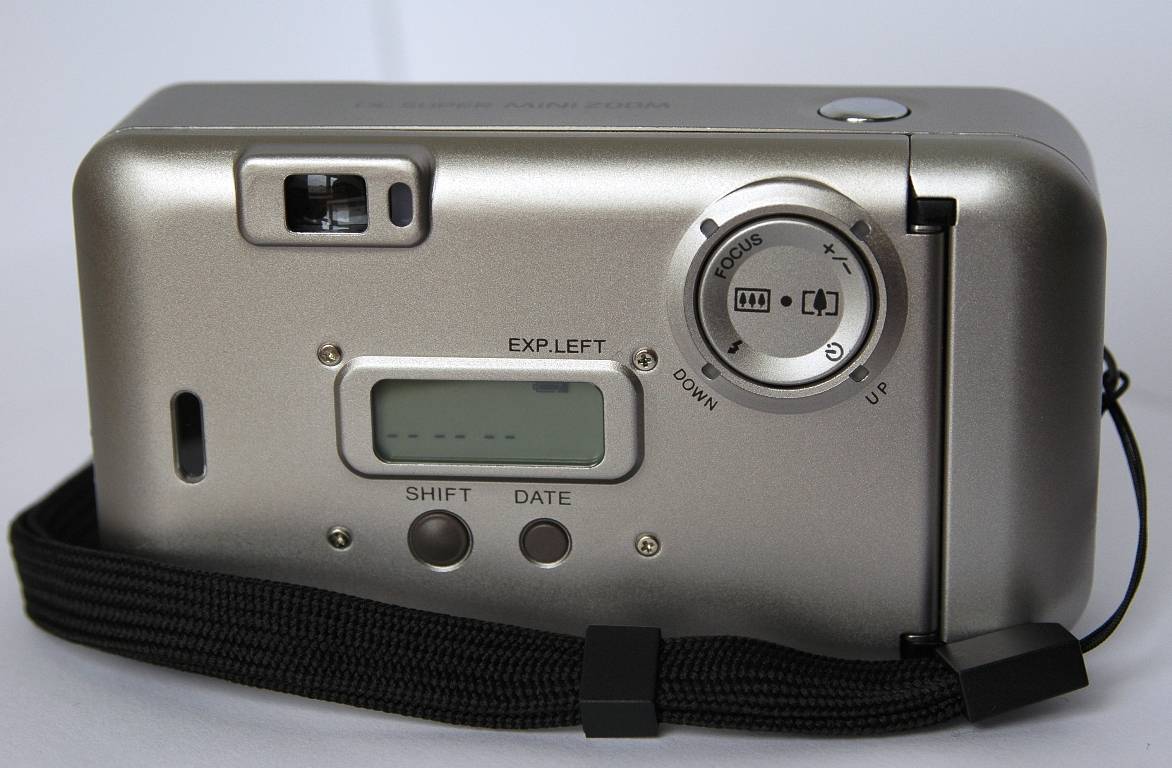 Fuji DL Super Mini Zoom · Lomography