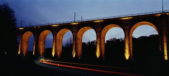 Lens: Zenzanon MC 40mm f4 · Lomography