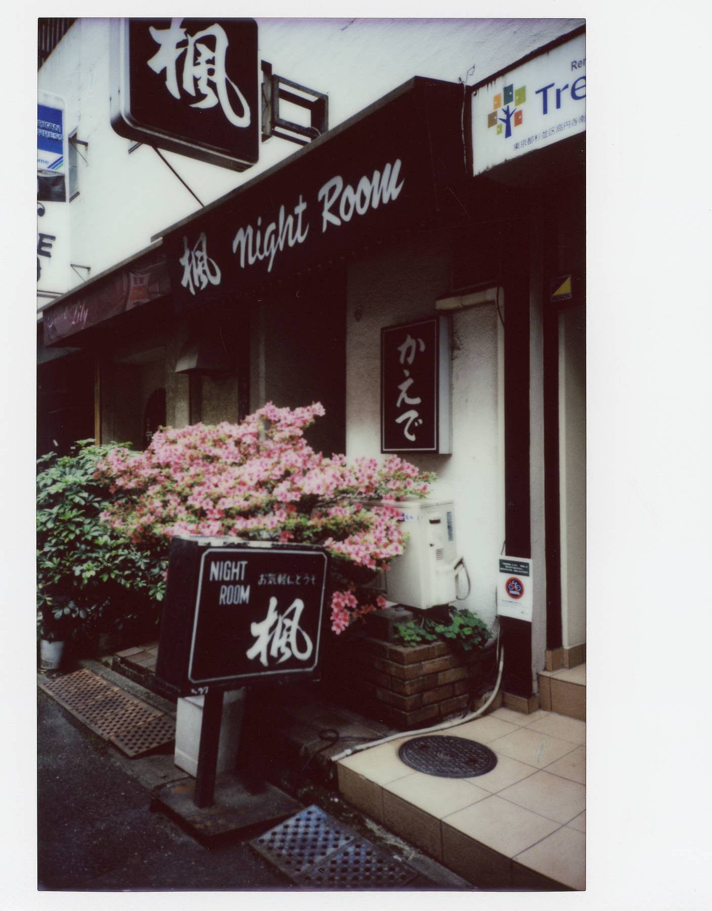相机: Lomo'Instant Wide Glass 宽幅玻璃镜头拍立得相机 | 摄影师: Fumihiko Suzuki