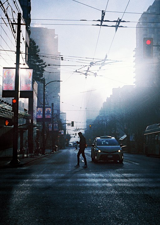 From the Studio to the Streets: Yvonne Hanson's LomoChrome Color '92 ISO 400 First Impressions