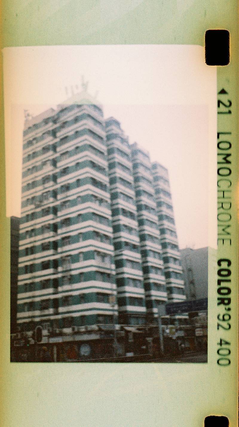 @d_chee | Lomomatic 110 自动玻璃镜头胶片相机 | LomoChrome Color '92 ISO 400 110 彩色负片