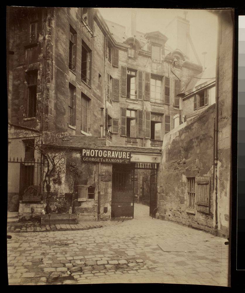 Old Paris Through the Lens of Eugène Atget · Lomography
