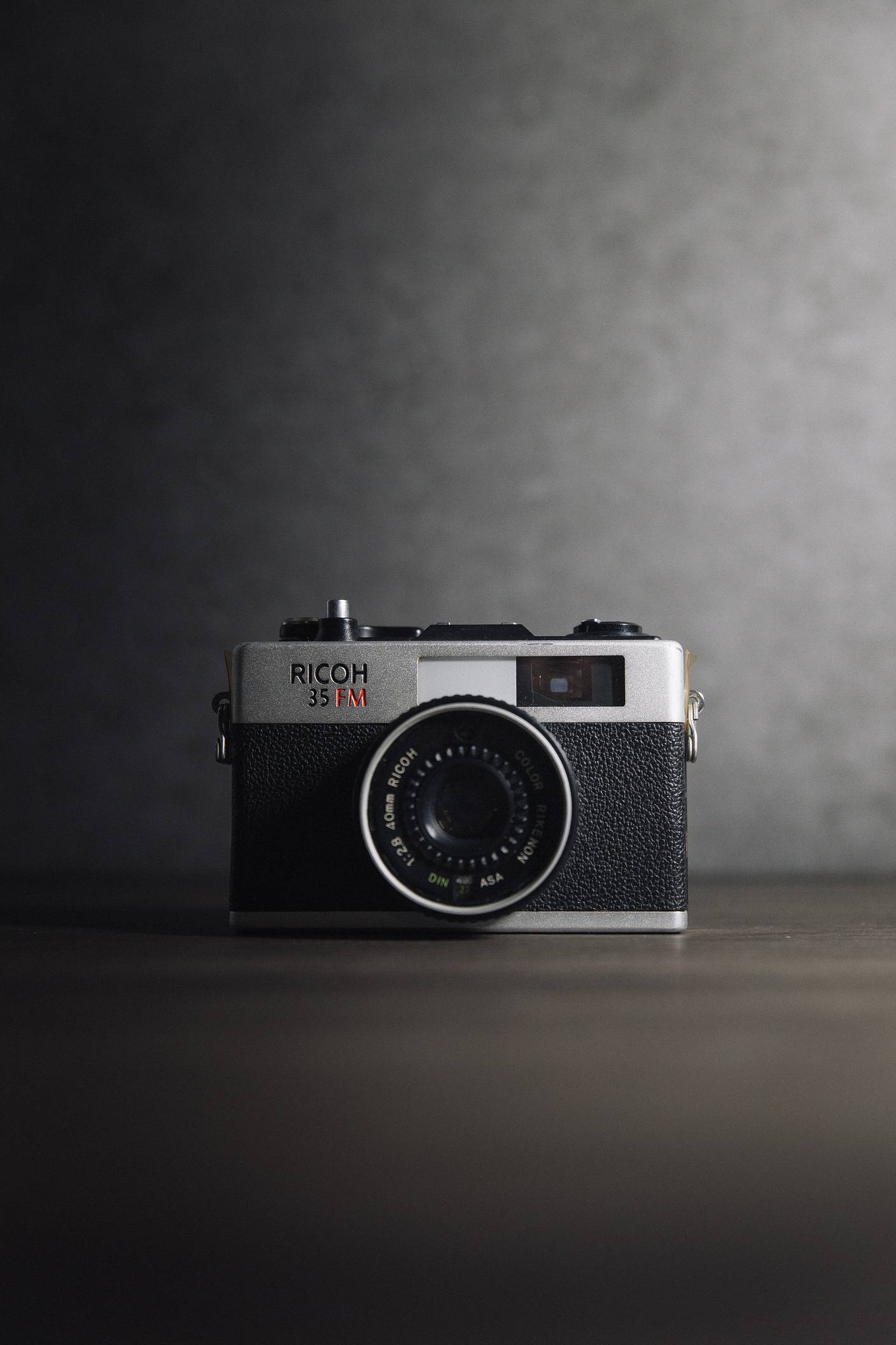 Lomopedia: Ricoh 35 FM · Lomography
