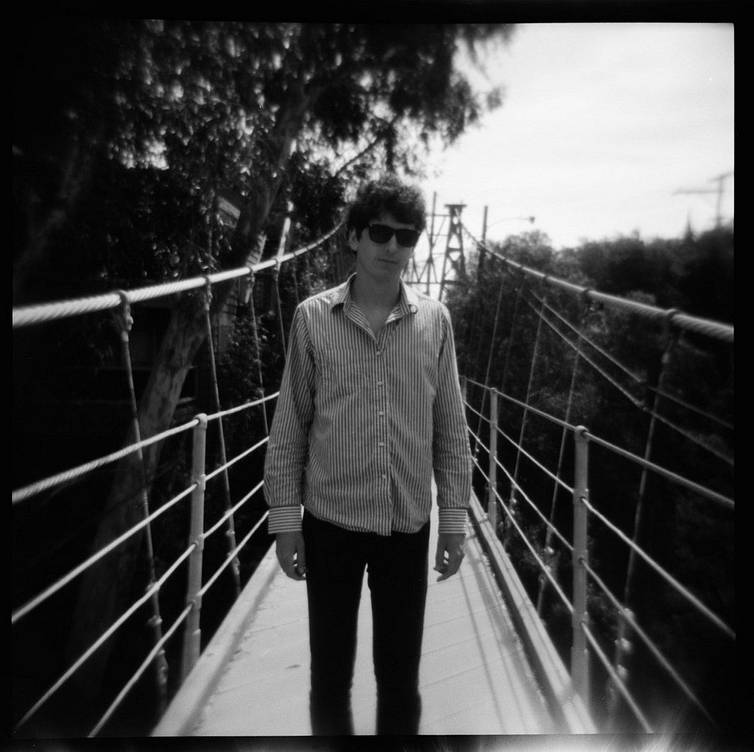 Photos by warrilow-tong and compositive