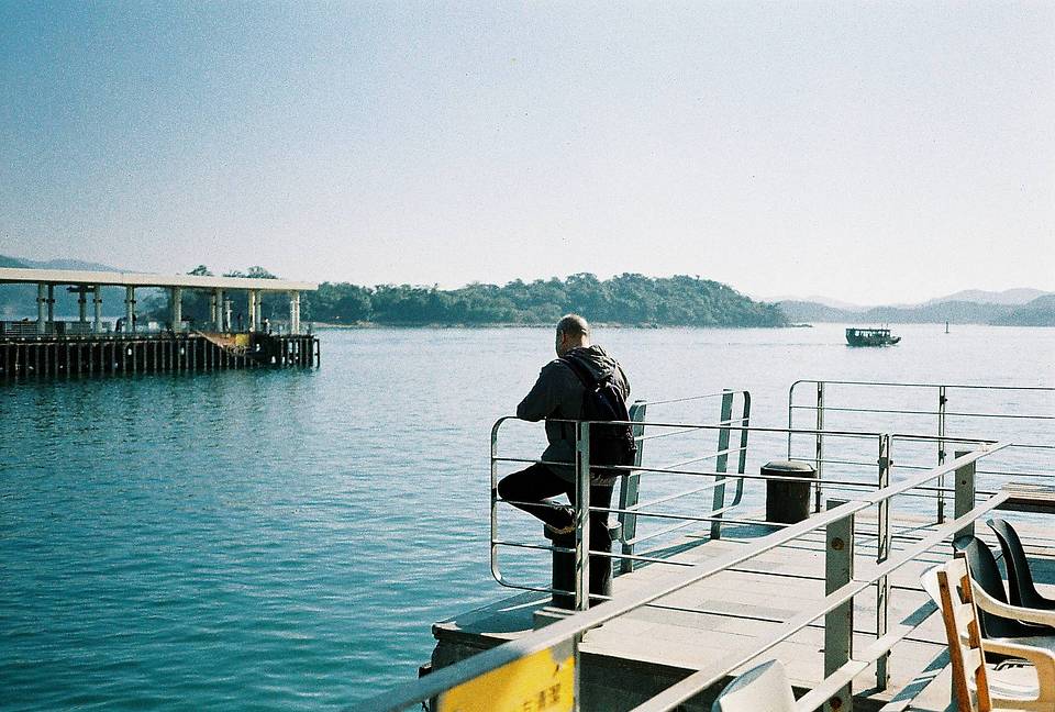 © Ronald  | Shot on  LomoChrome Classicolor ISO 200 135 经典版彩色负片胶卷