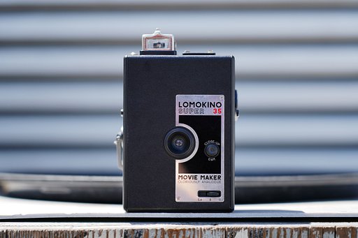 LomoKino