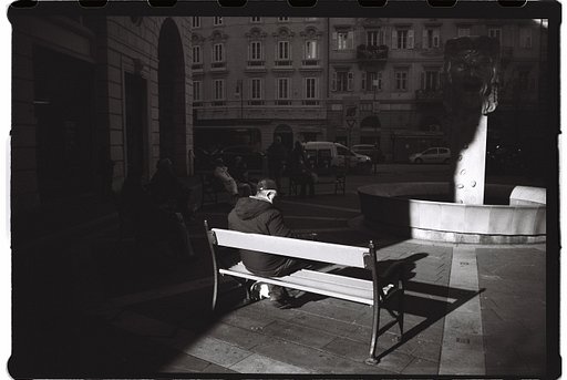 【Lomo MC-A 35 mm 底片相機】Giuseppe Moscarda 鏡頭下的街景與慢活日子