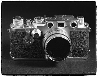 Lens: Schneider-Kreuznach Symmar S 180 mm f/5.6 · Lomography
