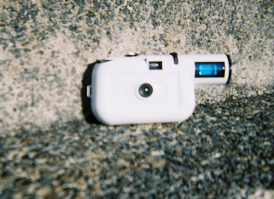 Credits:@woosang, @lomography-to, @allanbendiksen, @kneehigh85