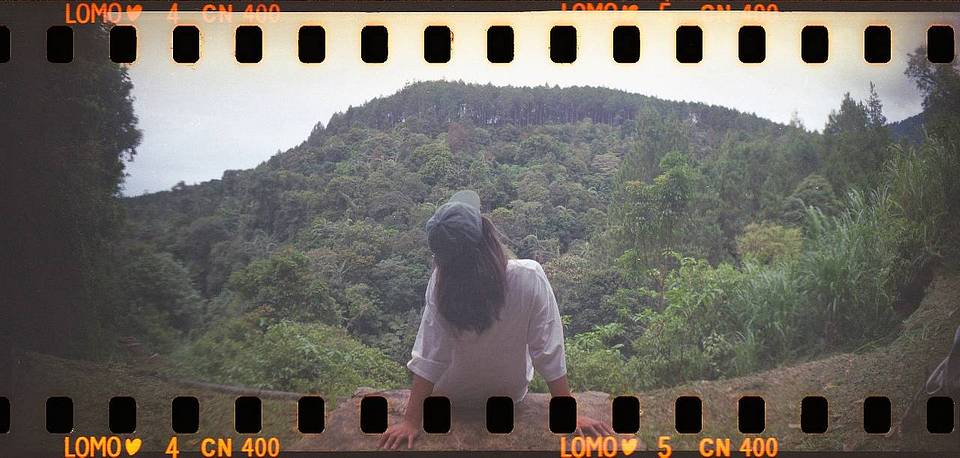 © Muhammad Abdul Aziz 使用 Sprocket Rocket 齿孔火箭 135 胶片相机