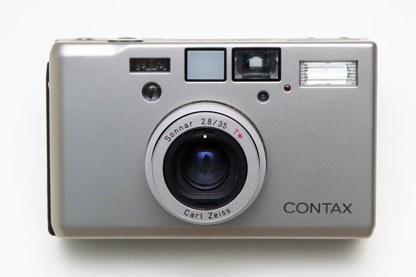 Contax T3 - 35mm Auto Compact 的皇者 · Lomography