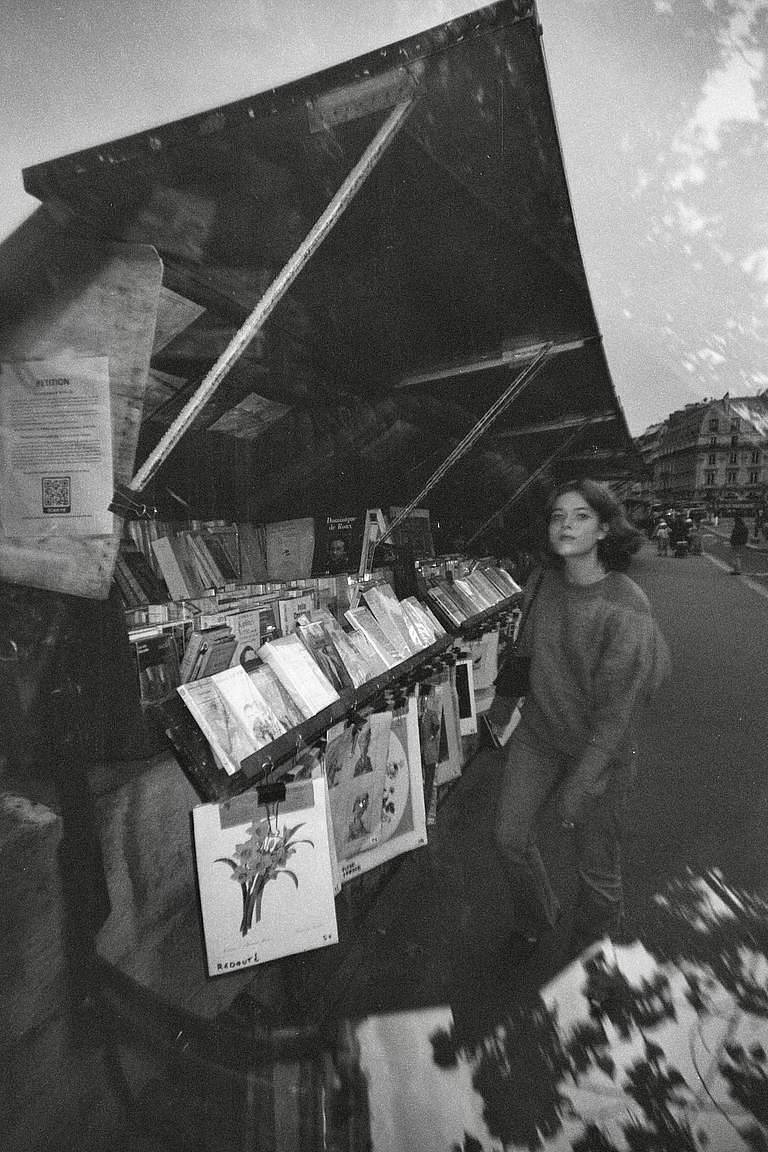 More LomoAppparat shots in Paris、