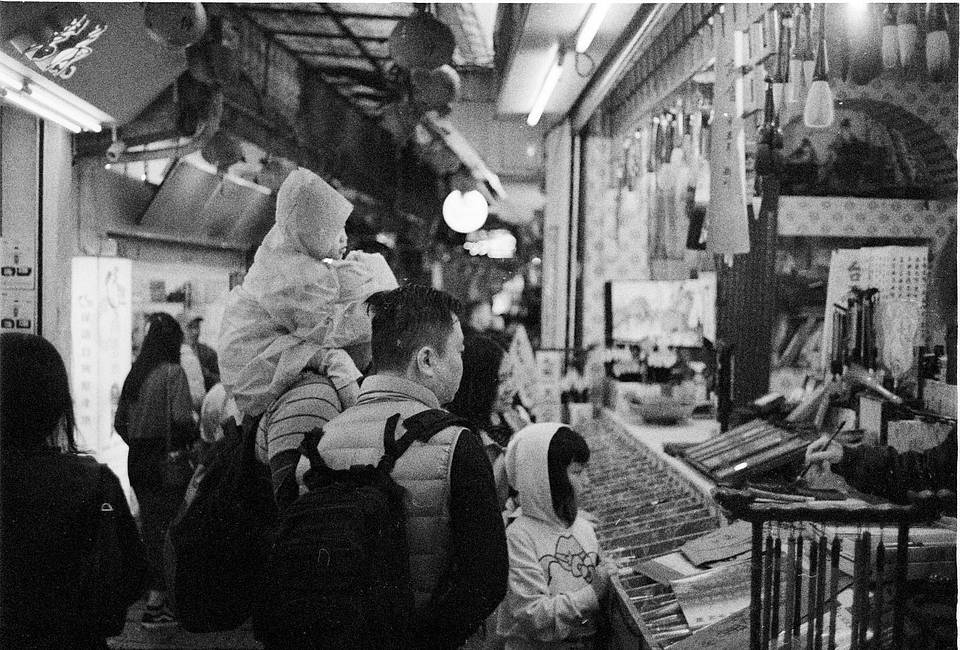 照片由 Fourth Barleta 使用 Lomography B&amp;W ISO 400 Berlin Kino 135 柏林电影黑白胶卷 拍摄