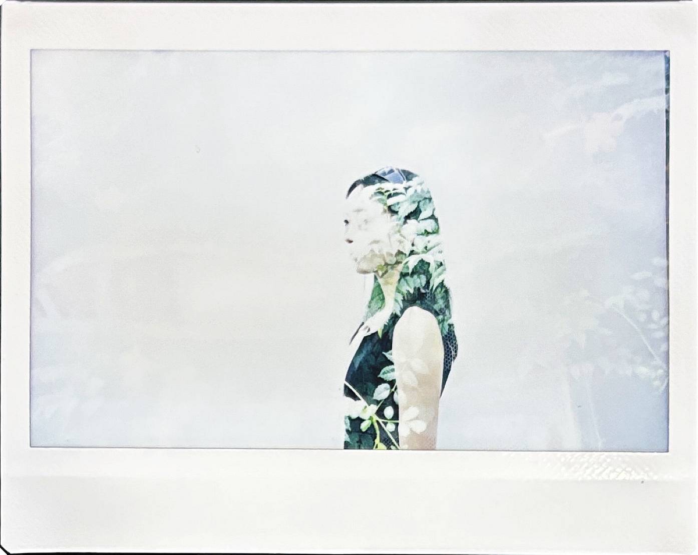本次拍立得工作坊参与者作品，使用 Lomo'Instant Wide Glass 宽幅玻璃镜头拍立得相机 - 摩卡棕版 ，搭配  多重曝光功能 拍摄