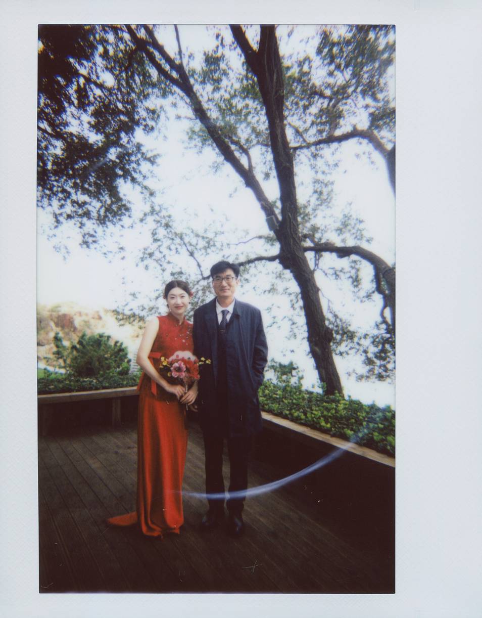 © 养乐多 | 使用 Lomo'Instant Wide 宽幅拍立得相机套装－经典墨黑色 拍摄