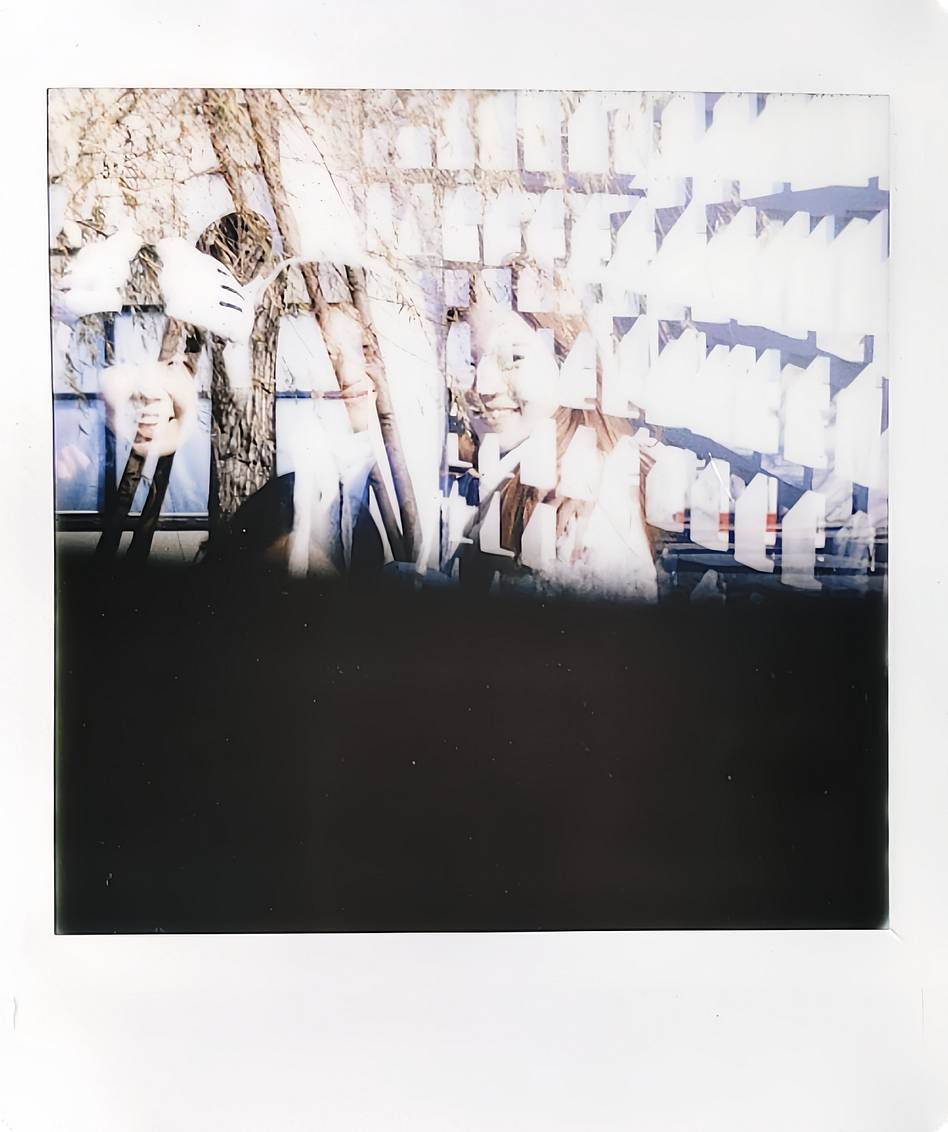 使用 Lomo'Instant Square 方形拍立得相机 拍摄
