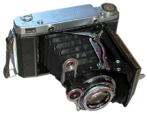 Reviewing the Moskva-5 by KMZ