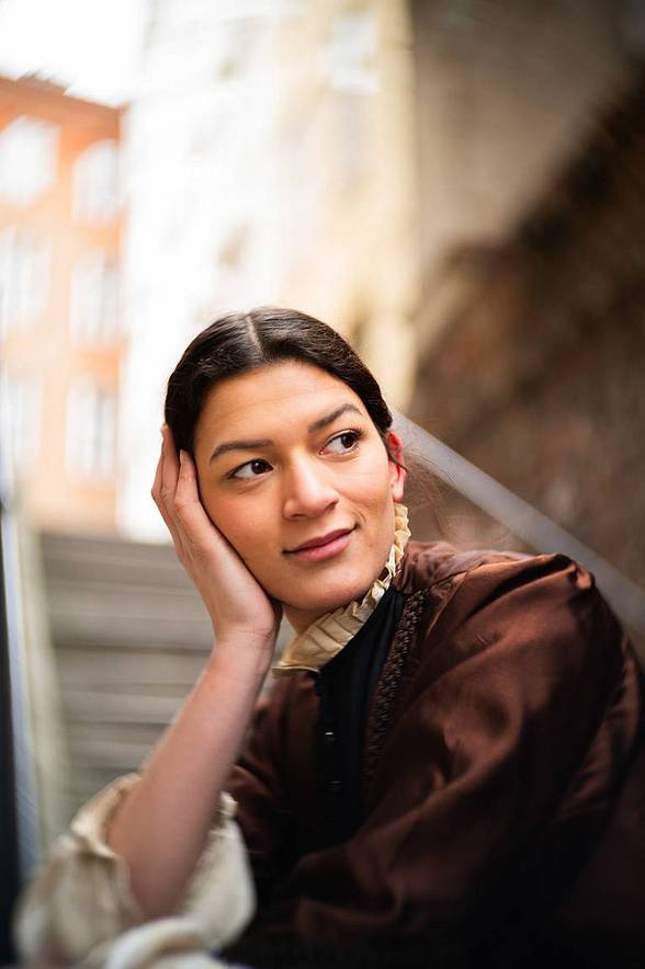 Shot with Joseph Petzval 55 f/1.7 Focus-coupled Bokeh Control Art Lens