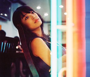 カメラ: Mamiya 7 II · Lomography