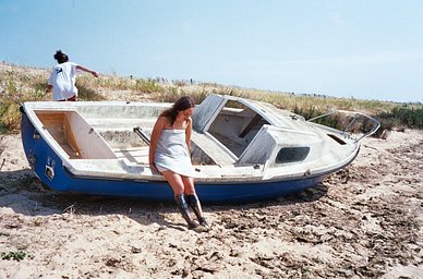 Camera: nikon zoom 500 AF · Lomography