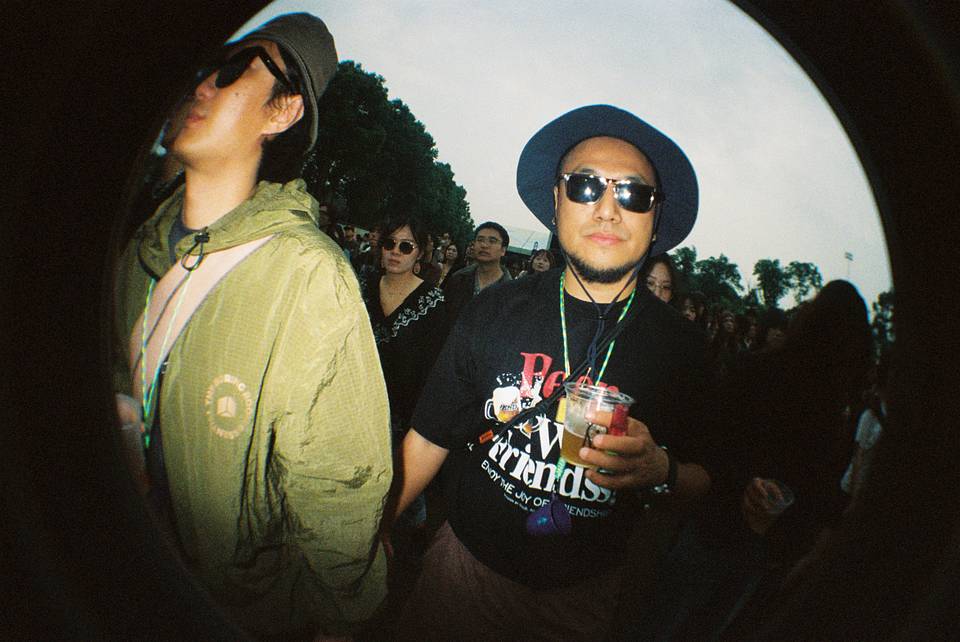 © 饼干， 春游音乐节 | 使用 Fisheye No.2 135 第二代鱼眼胶片相机 &amp; Lomography Color Negative ISO 800 135 彩色负片胶卷 拍摄
