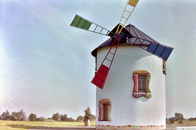 レンズ: Agfa Color Apotar 45mm f/2.8 · Lomography