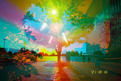 A Gallery of Psychedelic and Kaleidoscopic Film Exposures by mot11