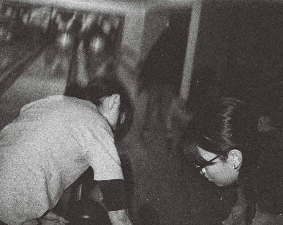 Lomomatic 110 自动玻璃镜头胶片相机连闪光灯 - 银河特别版&amp; Lomography B&amp;W Orca 110 黑白胶卷