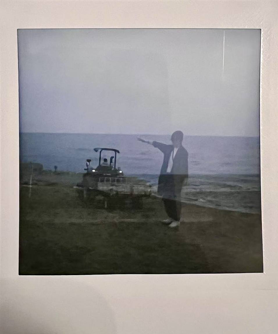 © 西岛 | 使用 Lomo'Instant Square 方形拍立得相机套装 - 梦幻庄园版 拍摄，拍摄关键词：三角形