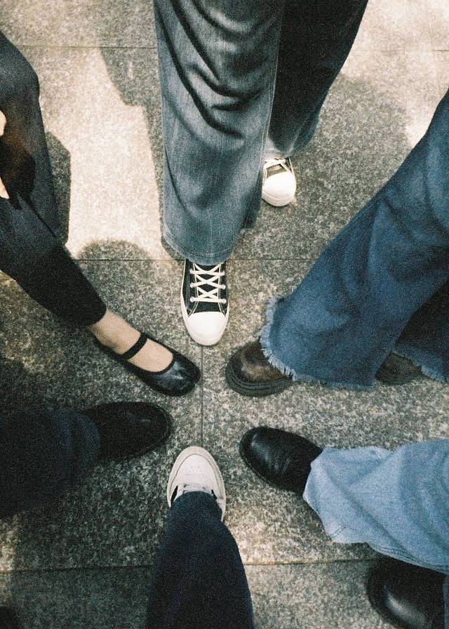 Credits: Gaebriele Gutierrez, Nate Soriano, & AJ Bajo | 使用 Simple Use 拍拍乐半格畅拍胶片相机 搭配  LomoChrome Color '92 ISO 400 135 日落版 拍摄
