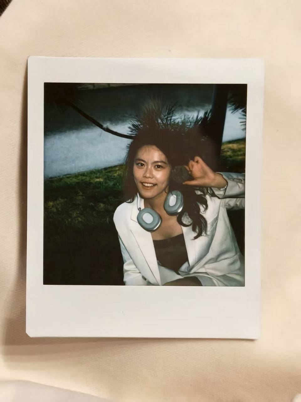 © 刘恩琦 | 使用 Lomo'Instant Square 方形拍立得相机套装 - 梦幻庄园版 拍摄，拍摄关键词：松果
