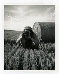 Film: Polaroid 665 (iso 80) · Lomography
