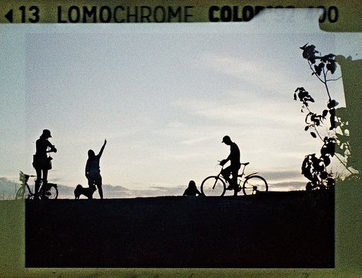 【Lomomatic 110】把海曝成了雲，把雲又曝成了海 —— YX 底片人的日常疊影