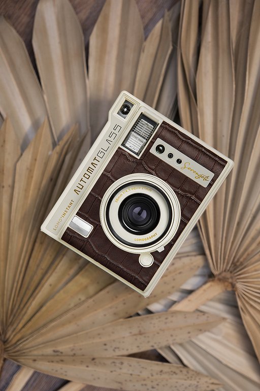 Lomo’Instant Automat Glass Serengeti