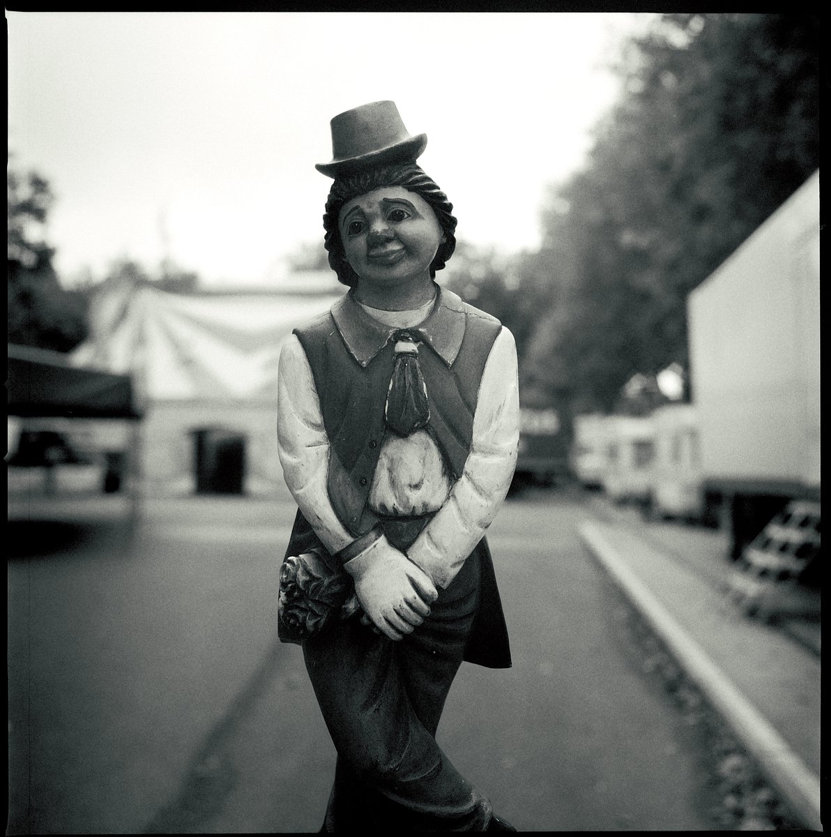 Camera: Hasselblad 503 CX · Lomography