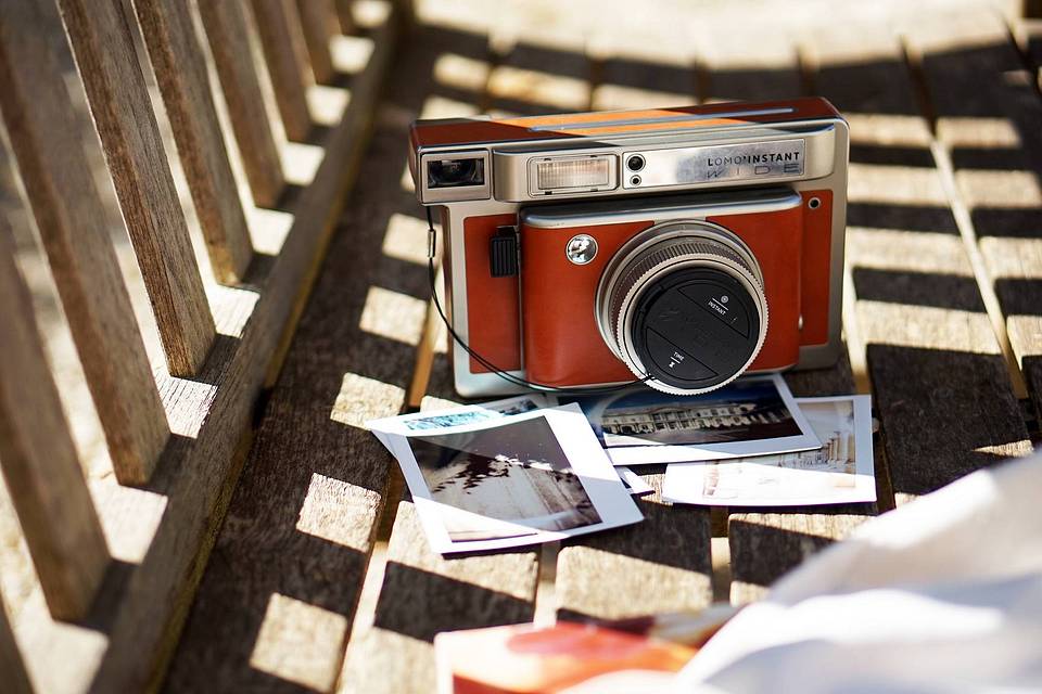 Lomo'Instant Wide 宽幅拍立得相机