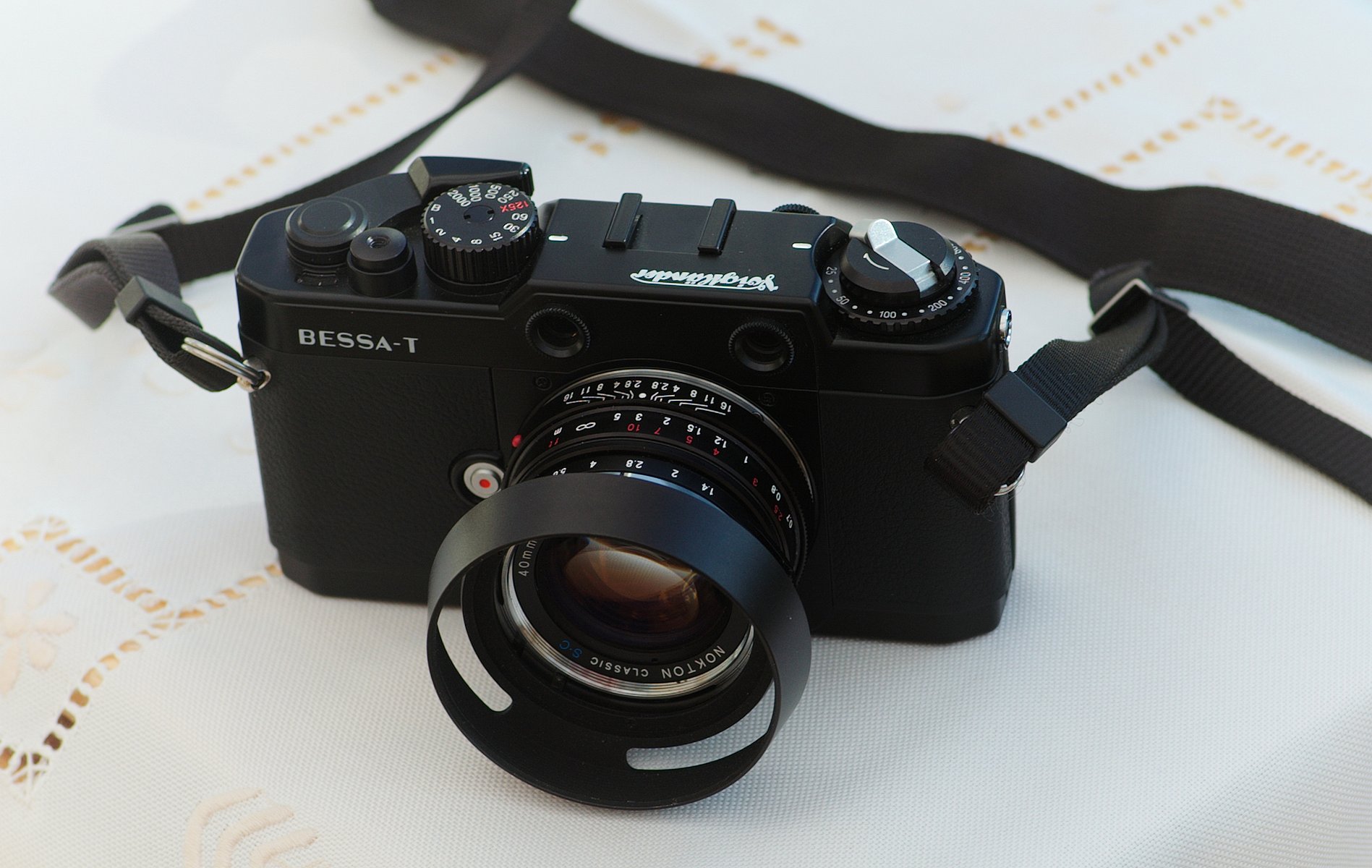 Lomopedia: Voigtlander Bessa-T · Lomography