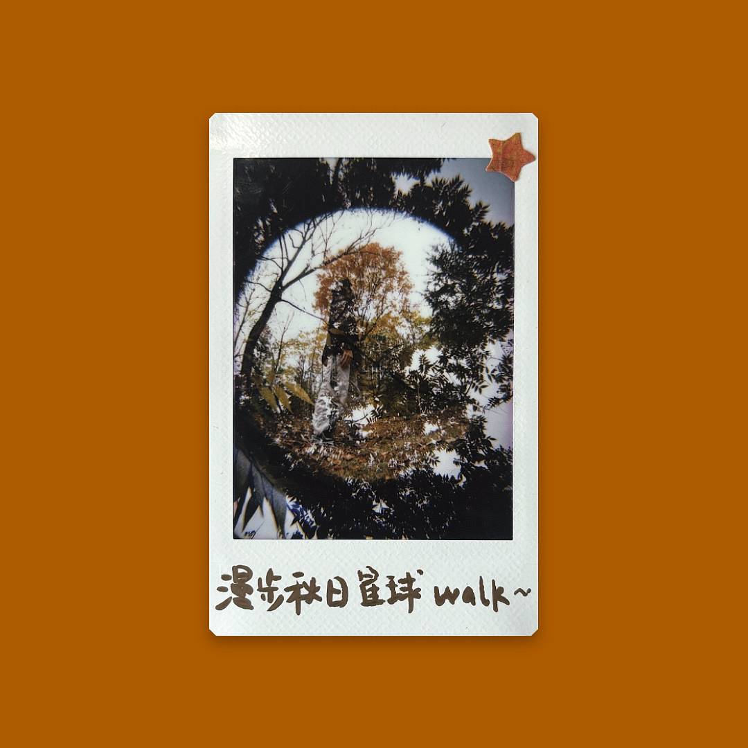 使用 Lomo'Instant Automat 自动拍立得相机 拍摄