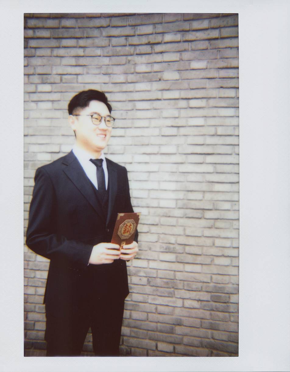 © 养乐多 | 使用 Lomo'Instant Wide 宽幅拍立得相机套装－经典墨黑色 拍摄