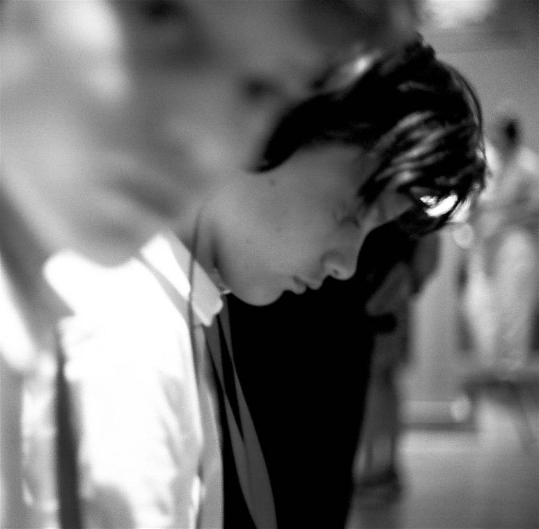 Photo Credits: @gabyo 使用 Ricoh XR Rikenon 50 mm F2 镜头 &amp; @mackiechartres 使用 Minolta MD Rokkor 50 mm 镜头.