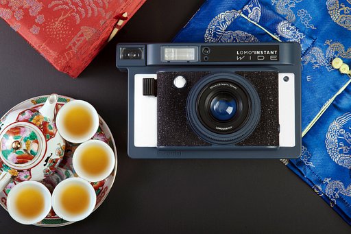 Lomo’Instant Wide Camera Victoria Peak