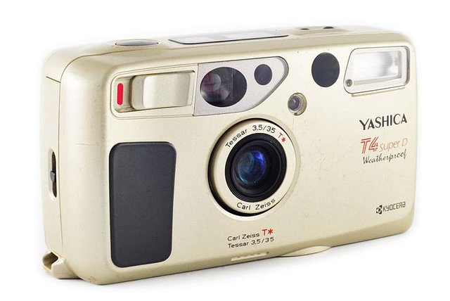 Lomopedia : Yashica T4 Super · Lomography Lomopedia : Yashica T4 Super · Lomography