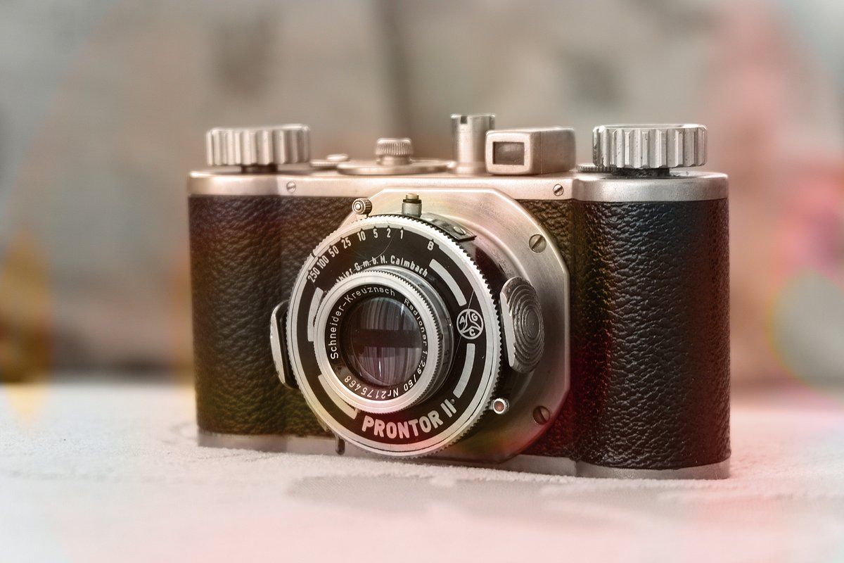 Camera: Wirgin Edinex · Lomography