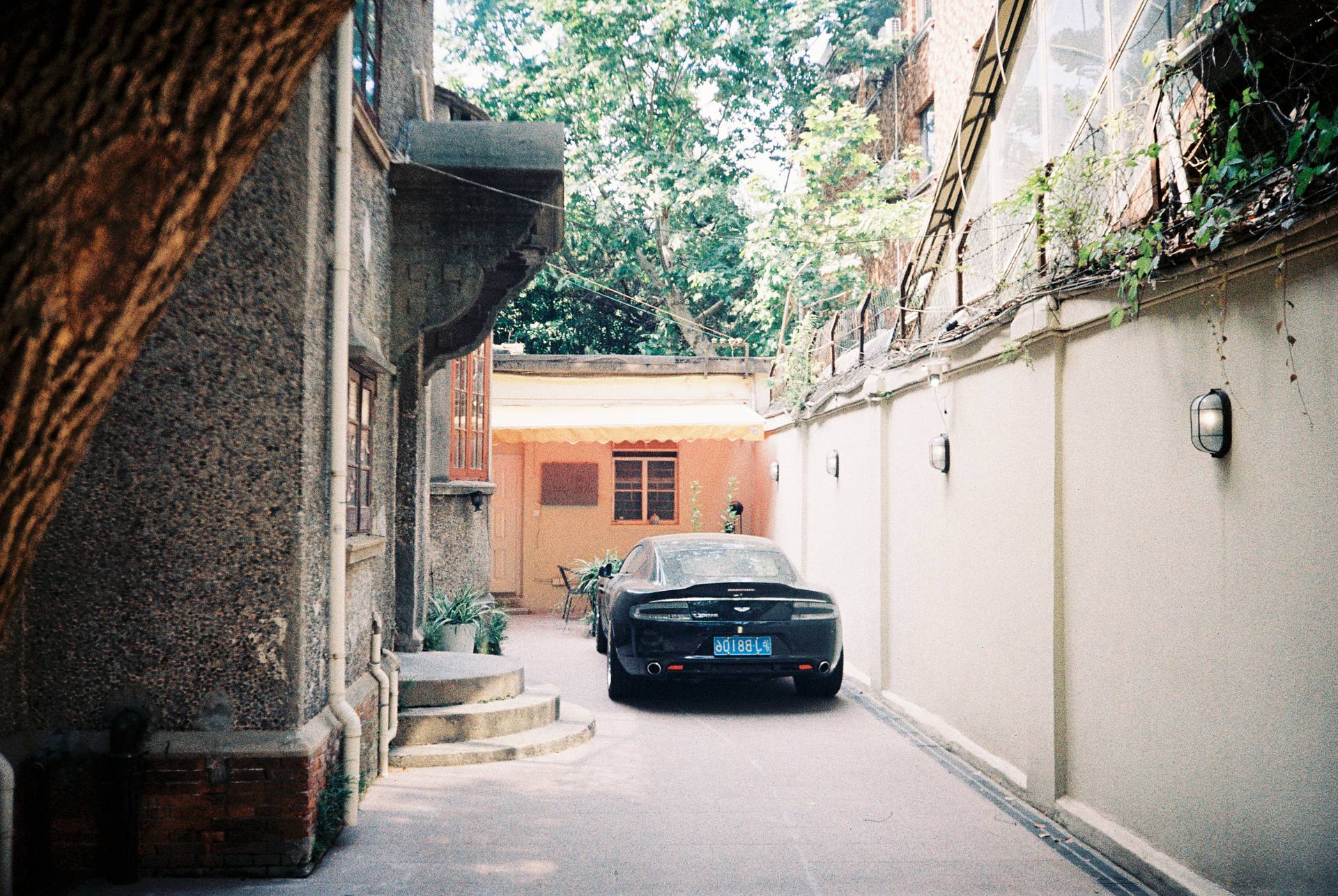 ©贾静娴，尹航，沃季虹｜使用 Lomo MC‑A 全自动随拍胶片相机 &amp;  LomoChrome Classicolor ISO 200 135 经典版彩色负片 拍摄